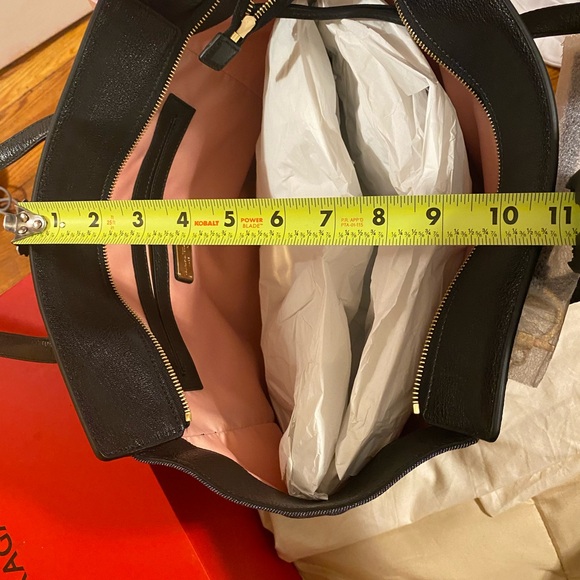 Luxury Handbag - Picture 10 of 13